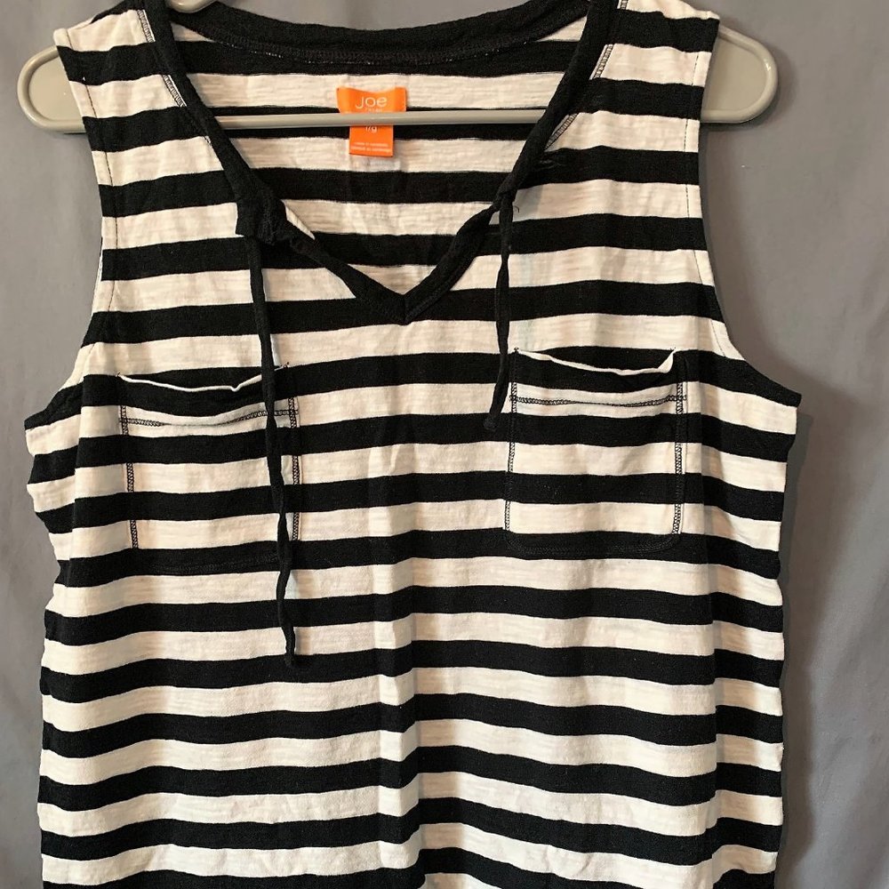WOMANS TANK BLACK & WHITE TANK SUMMER TOP